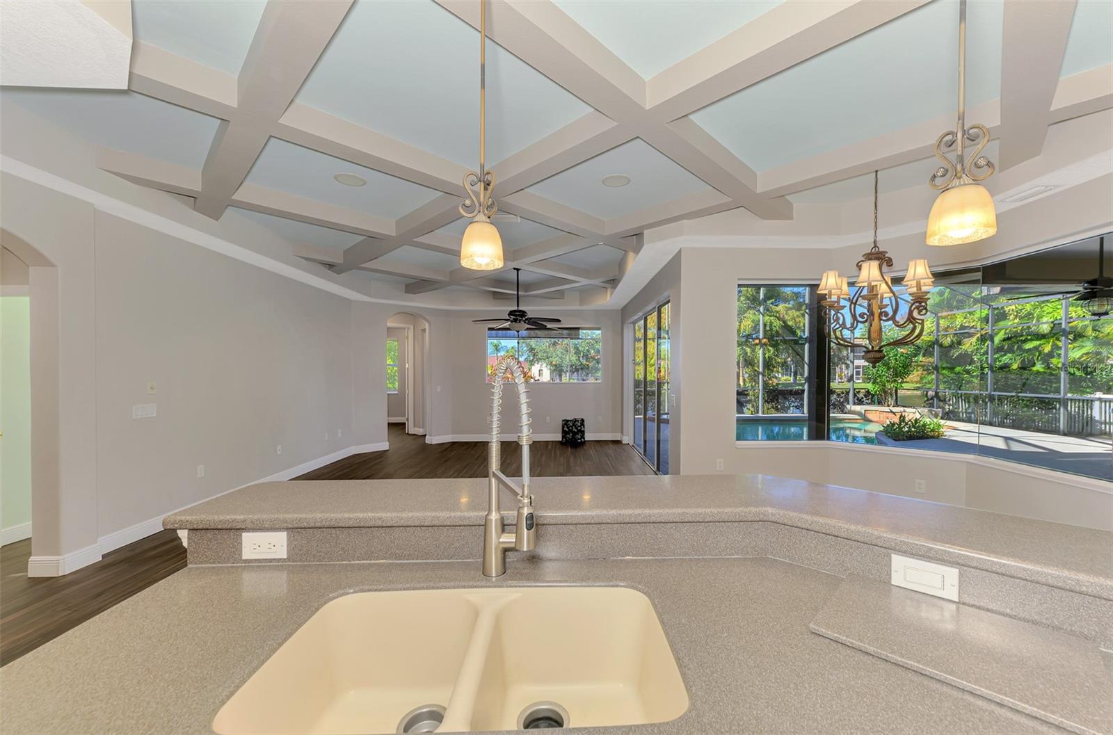 Image 38 of 97 For 6610 Coopers Hawk Court