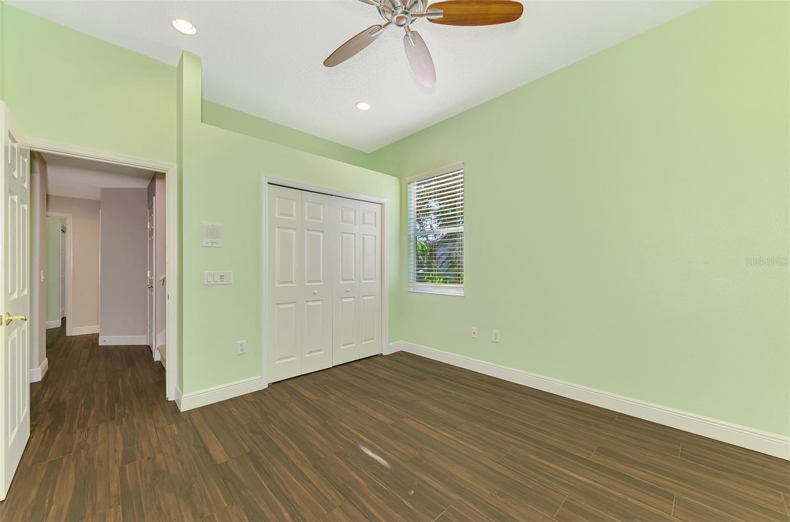 Image 54 of 97 For 6610 Coopers Hawk Court