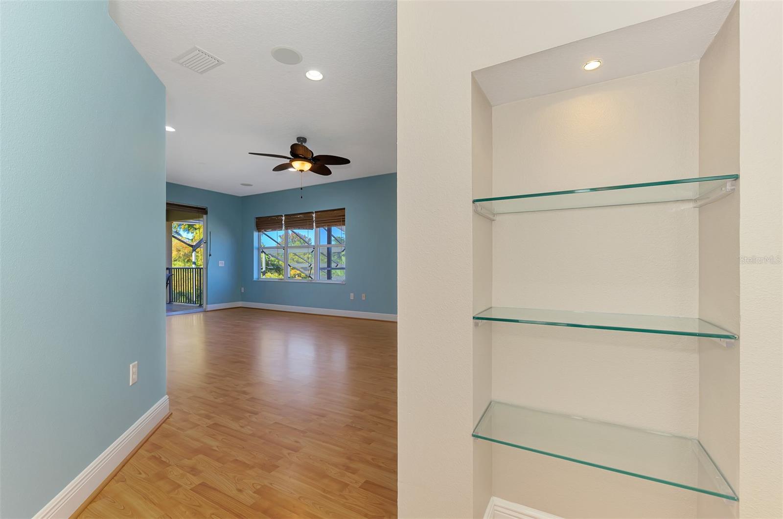 Image 57 of 97 For 6610 Coopers Hawk Court