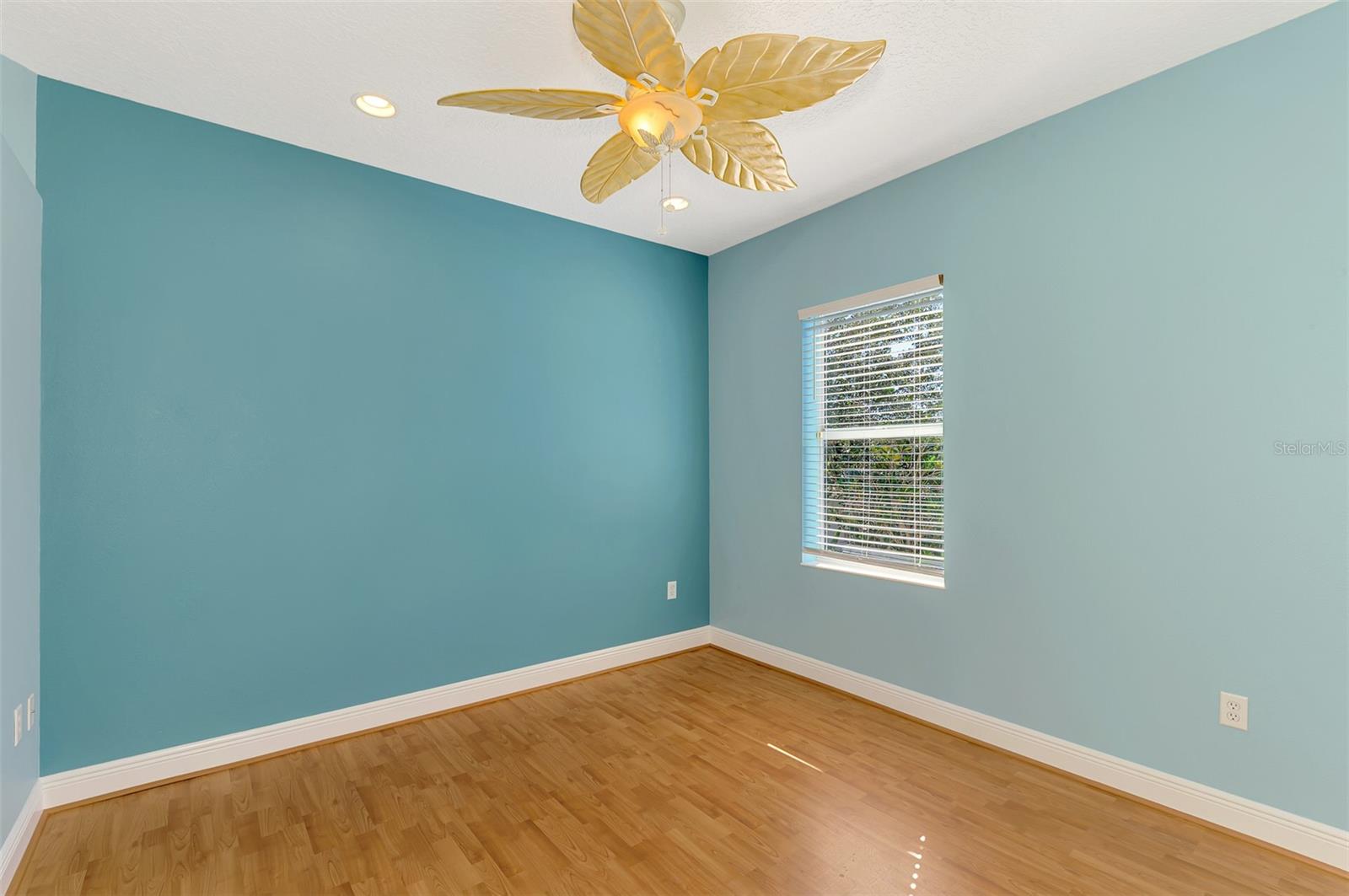 Image 62 of 97 For 6610 Coopers Hawk Court