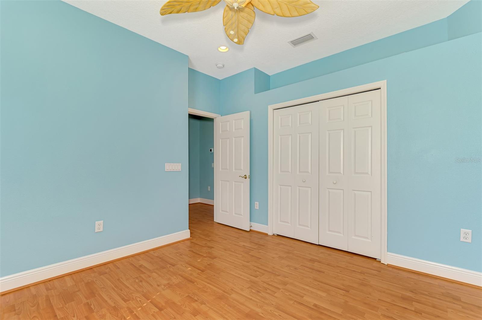 Image 63 of 97 For 6610 Coopers Hawk Court