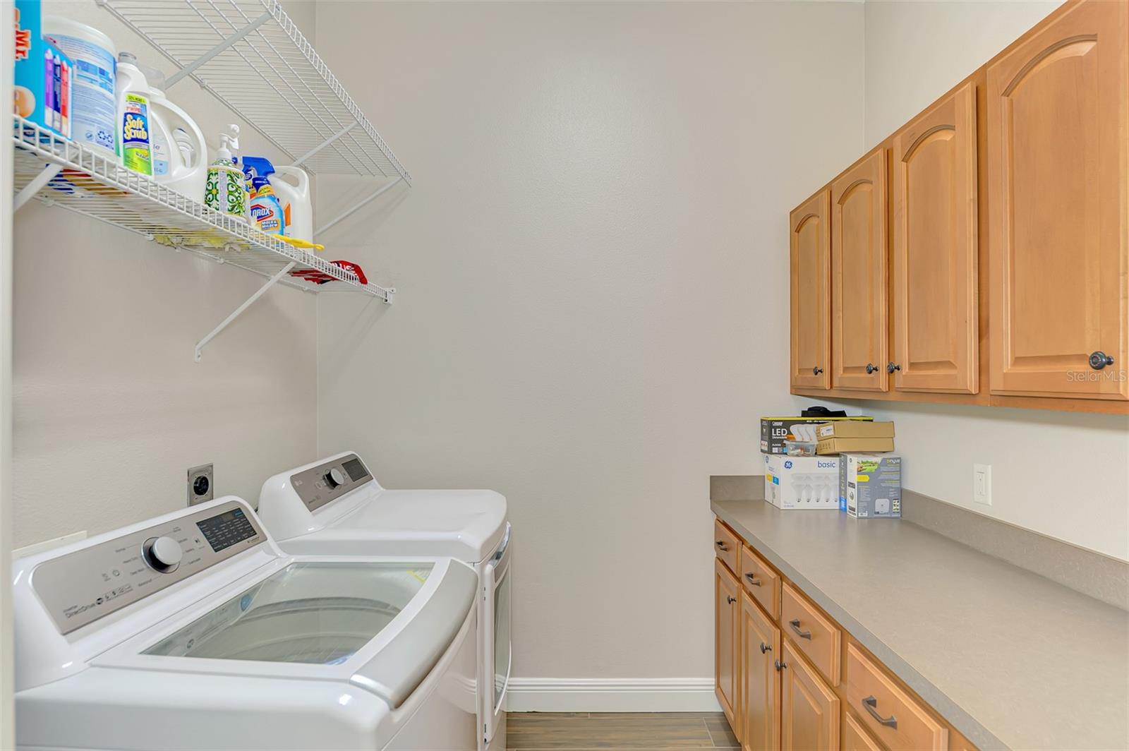 Image 74 of 97 For 6610 Coopers Hawk Court