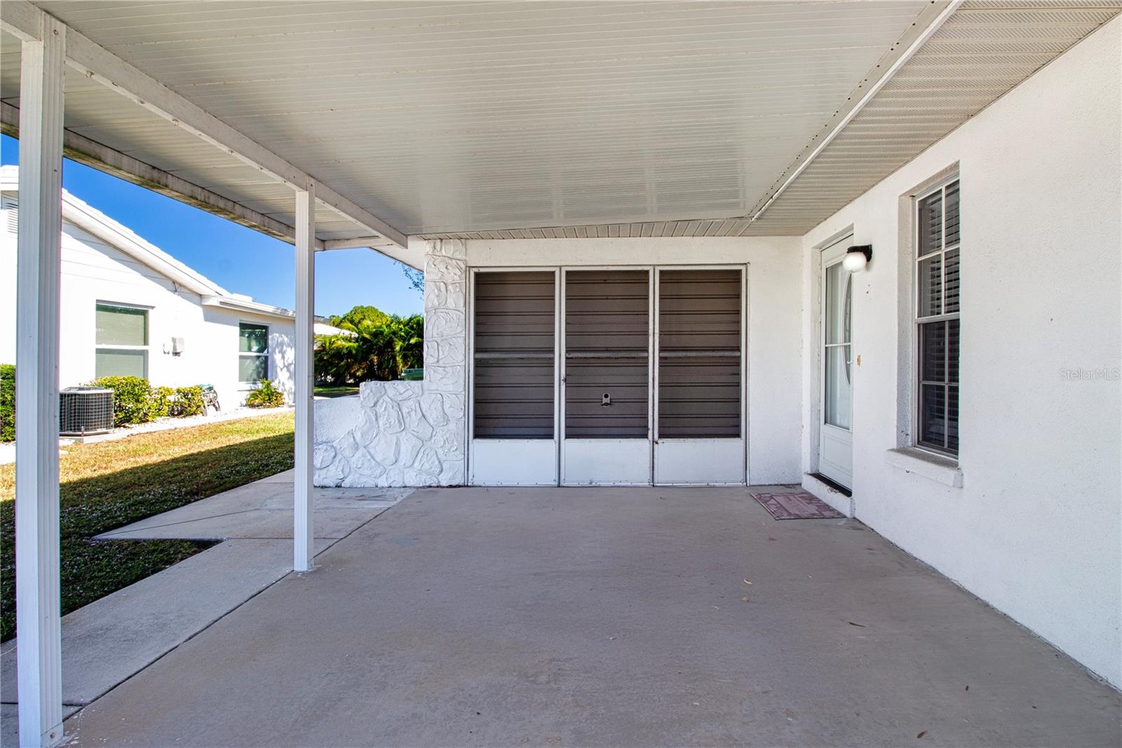 Image 10 of 93 For 3807 Joyce Drive