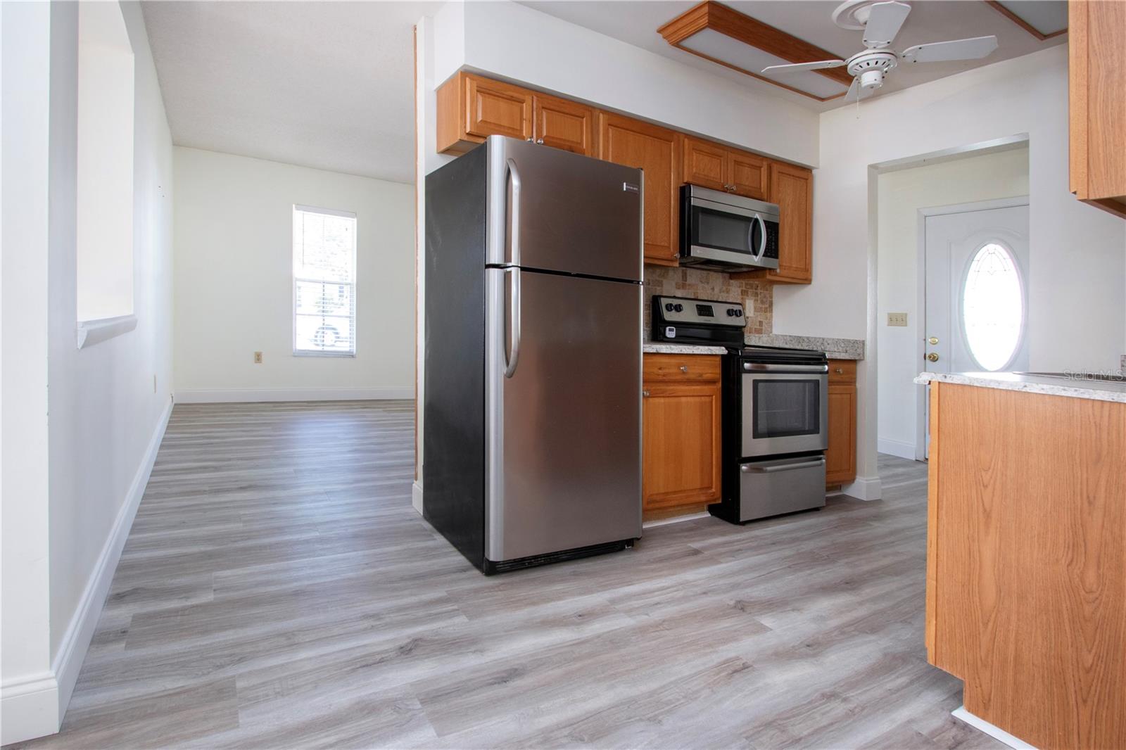 Image 18 of 93 For 3807 Joyce Drive