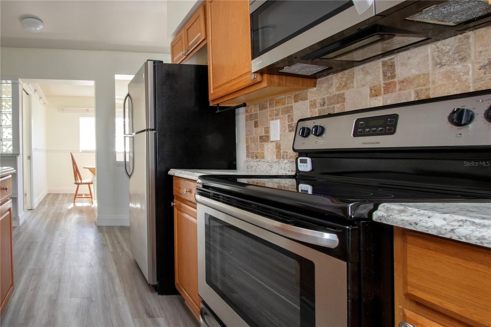 Image 25 of 93 For 3807 Joyce Drive