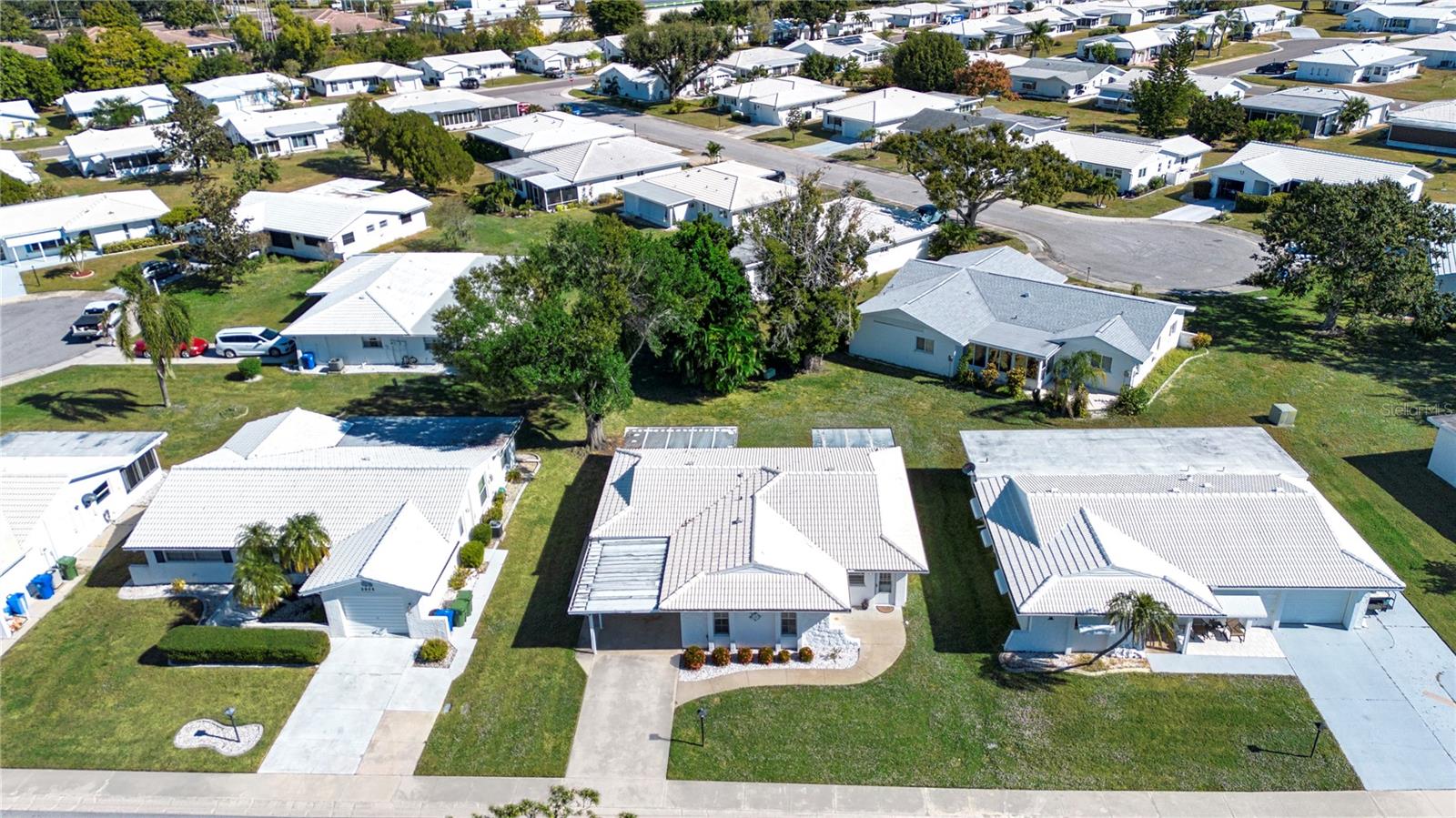 Image 4 of 93 For 3807 Joyce Drive