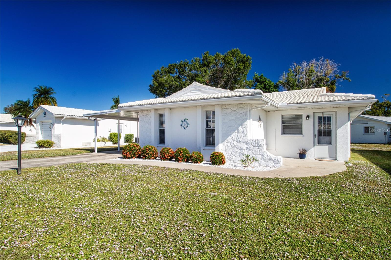 Image 8 of 93 For 3807 Joyce Drive