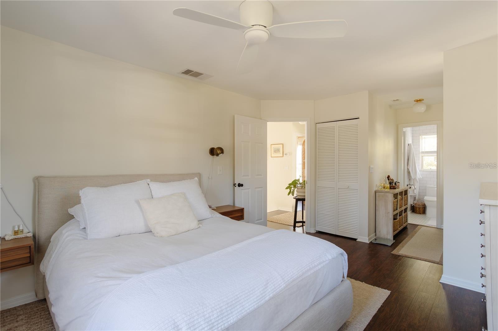 Image 15 of 34 For 2337 Ixora Avenue