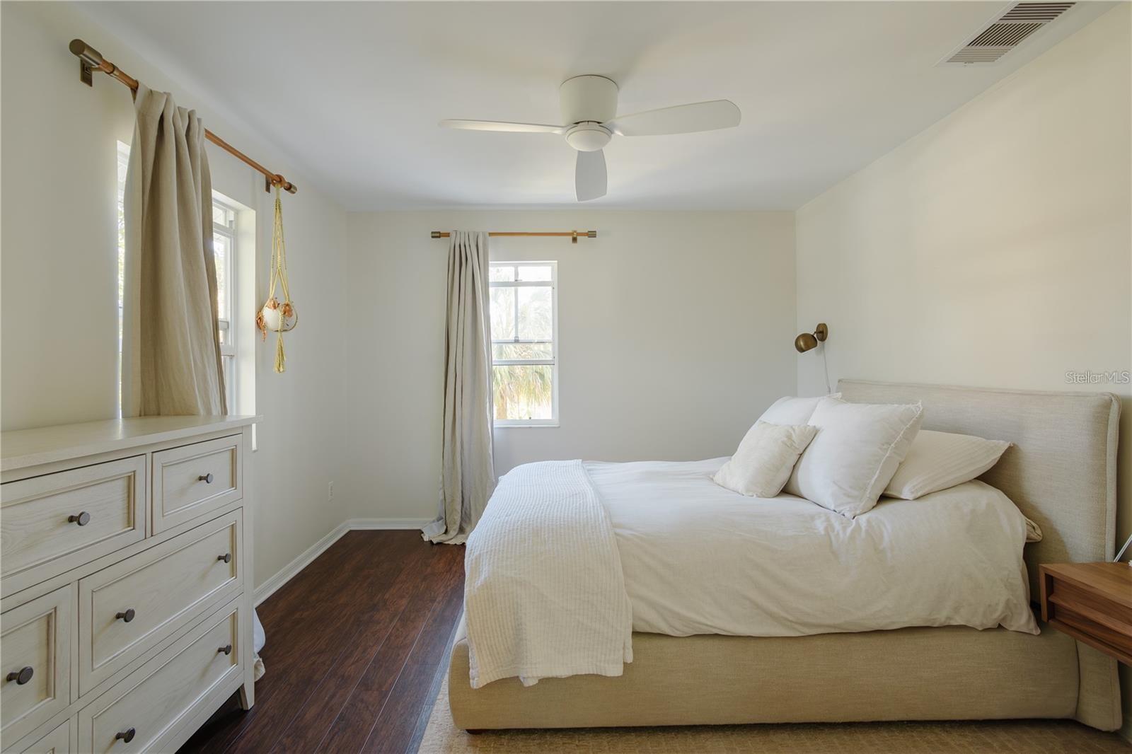 Image 17 of 34 For 2337 Ixora Avenue