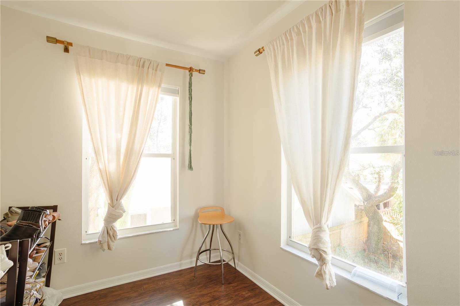 Image 25 of 34 For 2337 Ixora Avenue