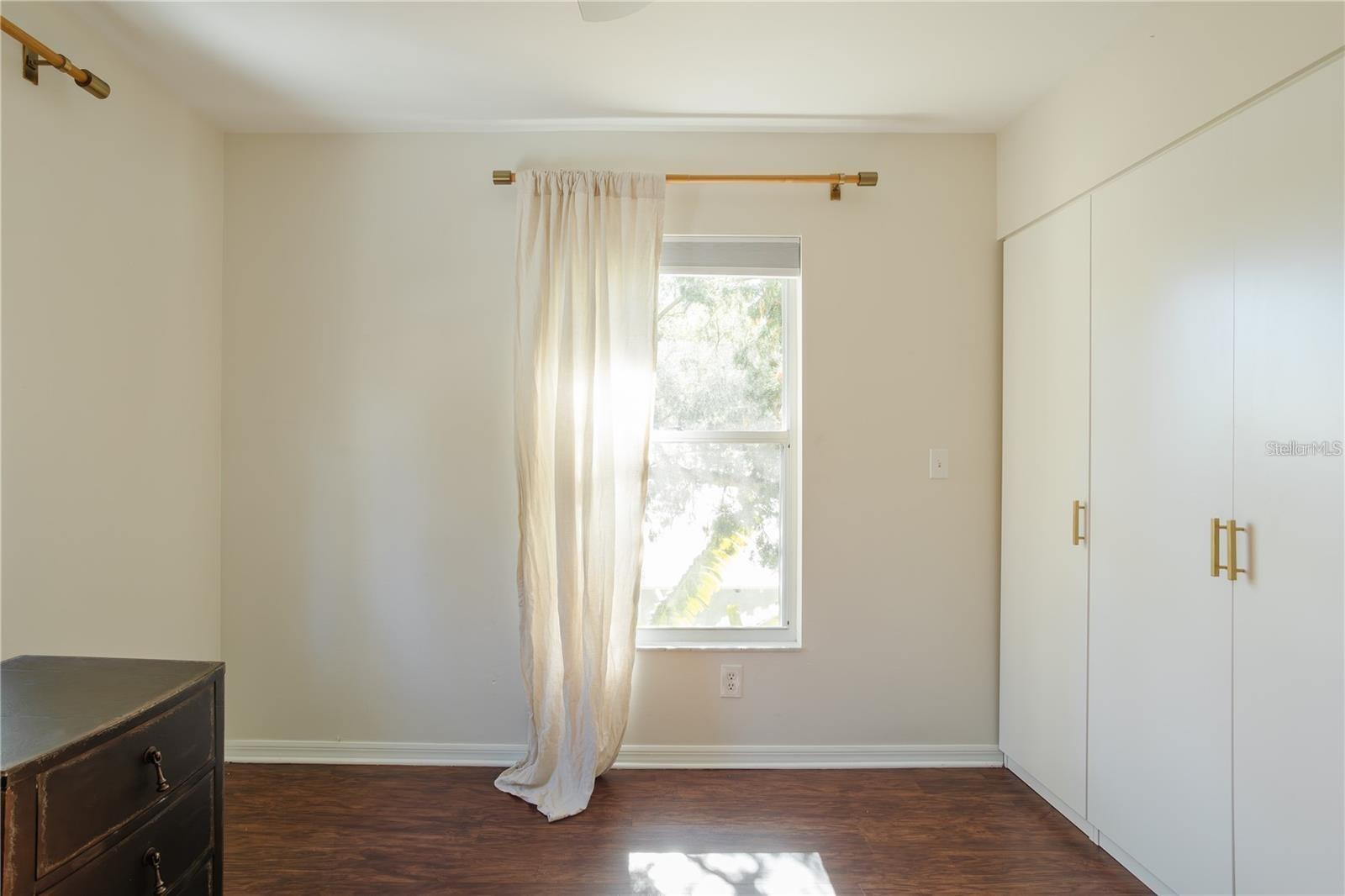 Image 29 of 34 For 2337 Ixora Avenue