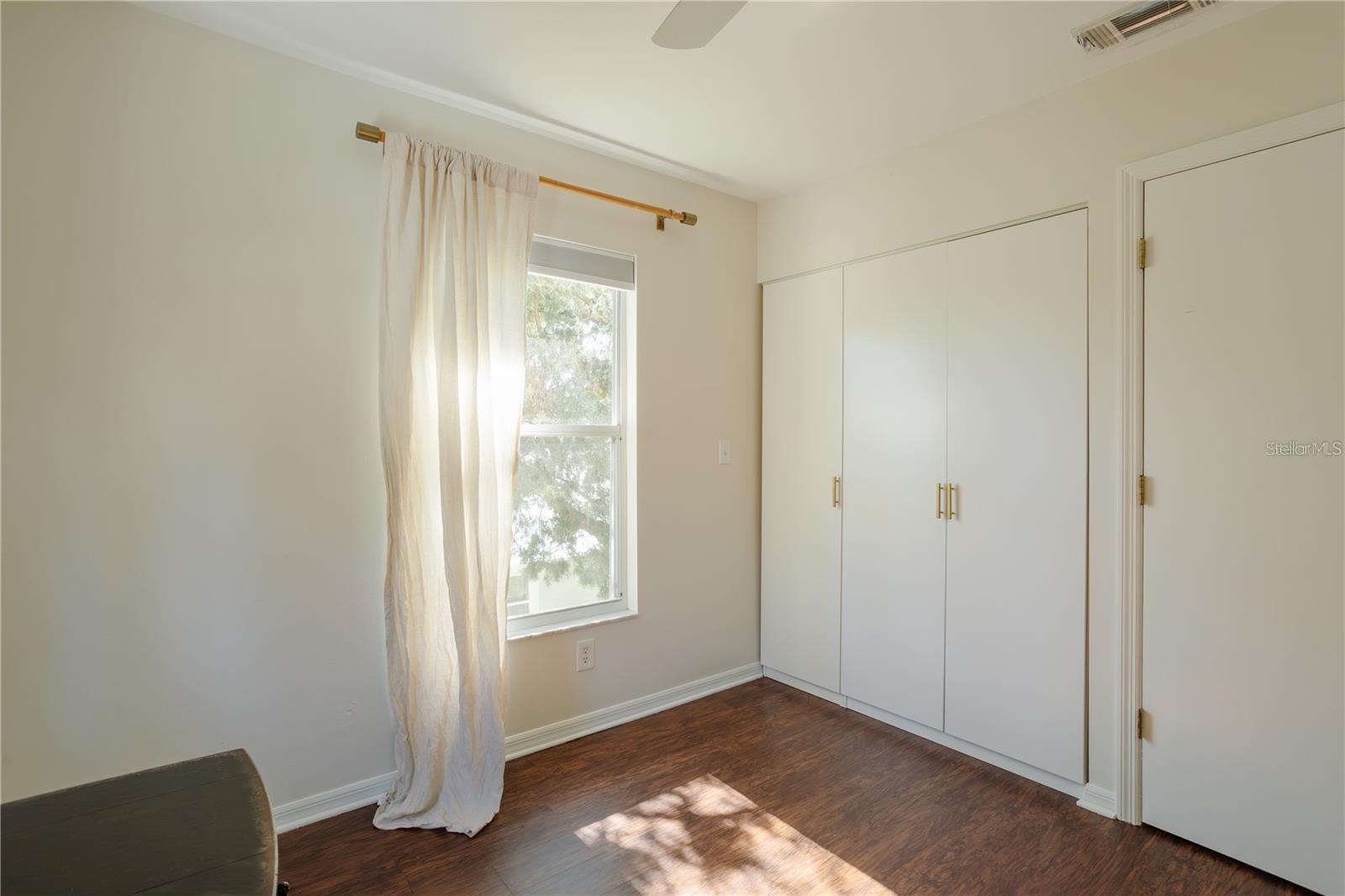 Image 30 of 34 For 2337 Ixora Avenue