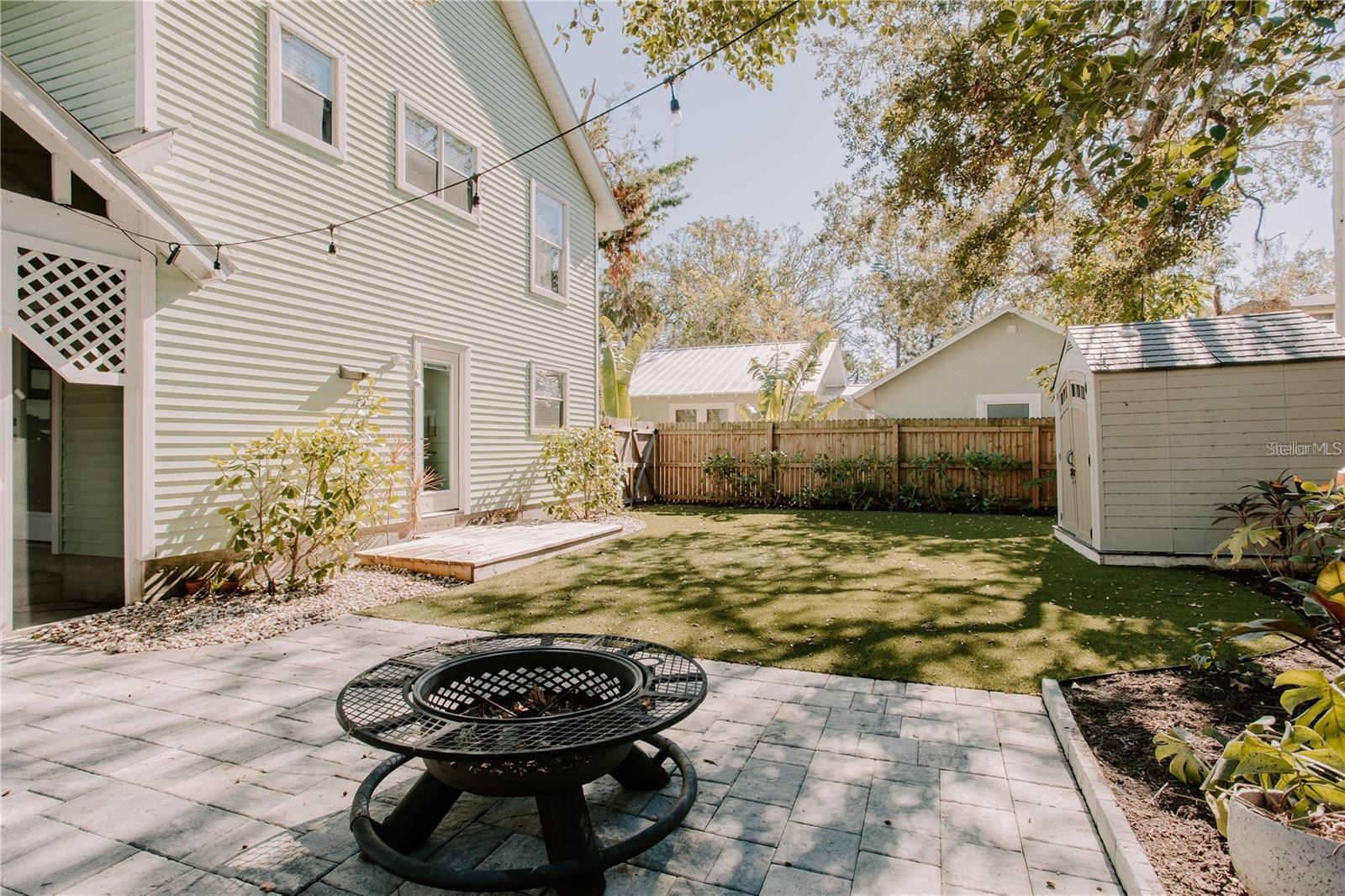 Image 33 of 34 For 2337 Ixora Avenue