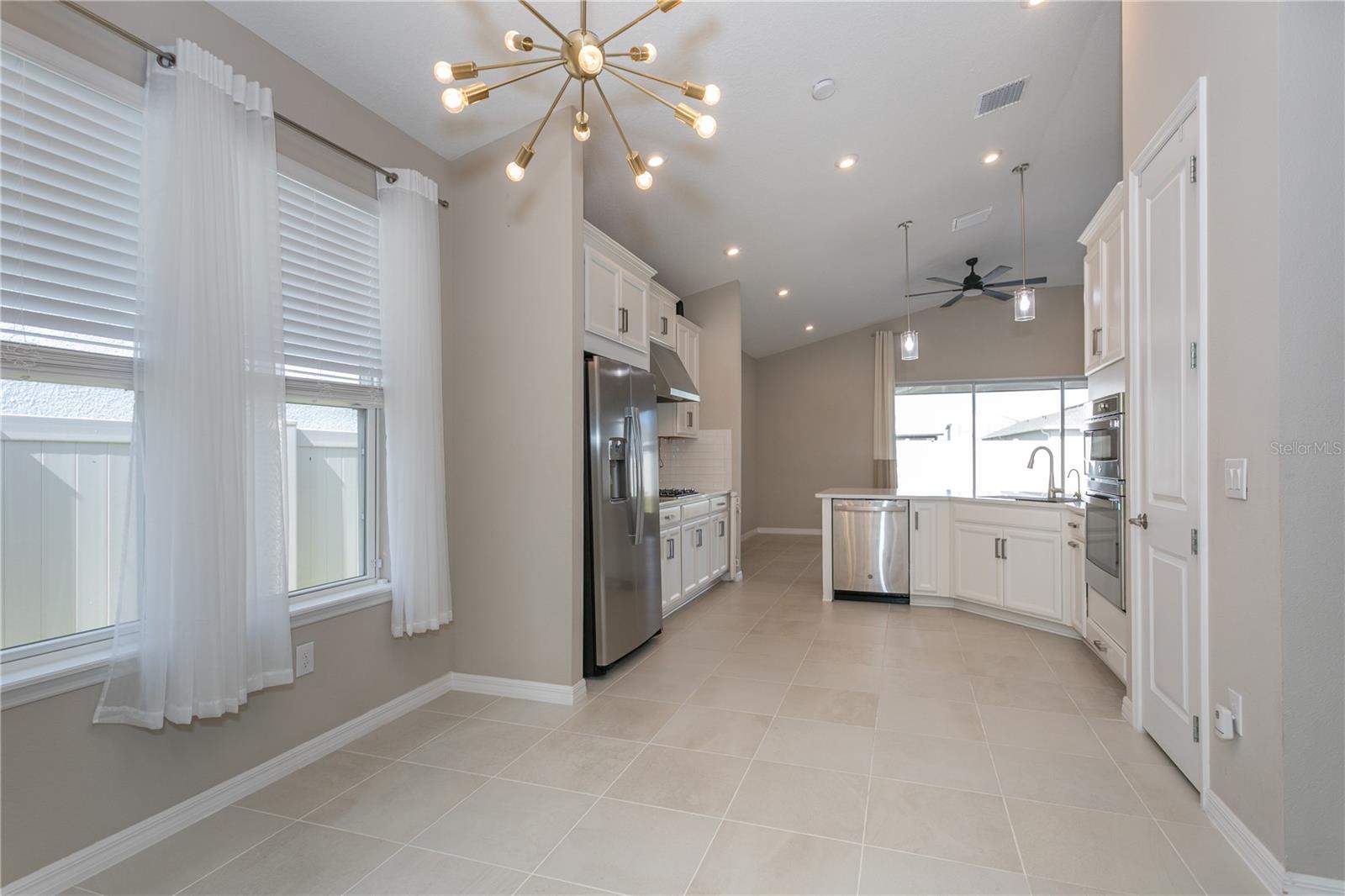 Image 14 of 40 For 5826 Fieldmoor Ct.