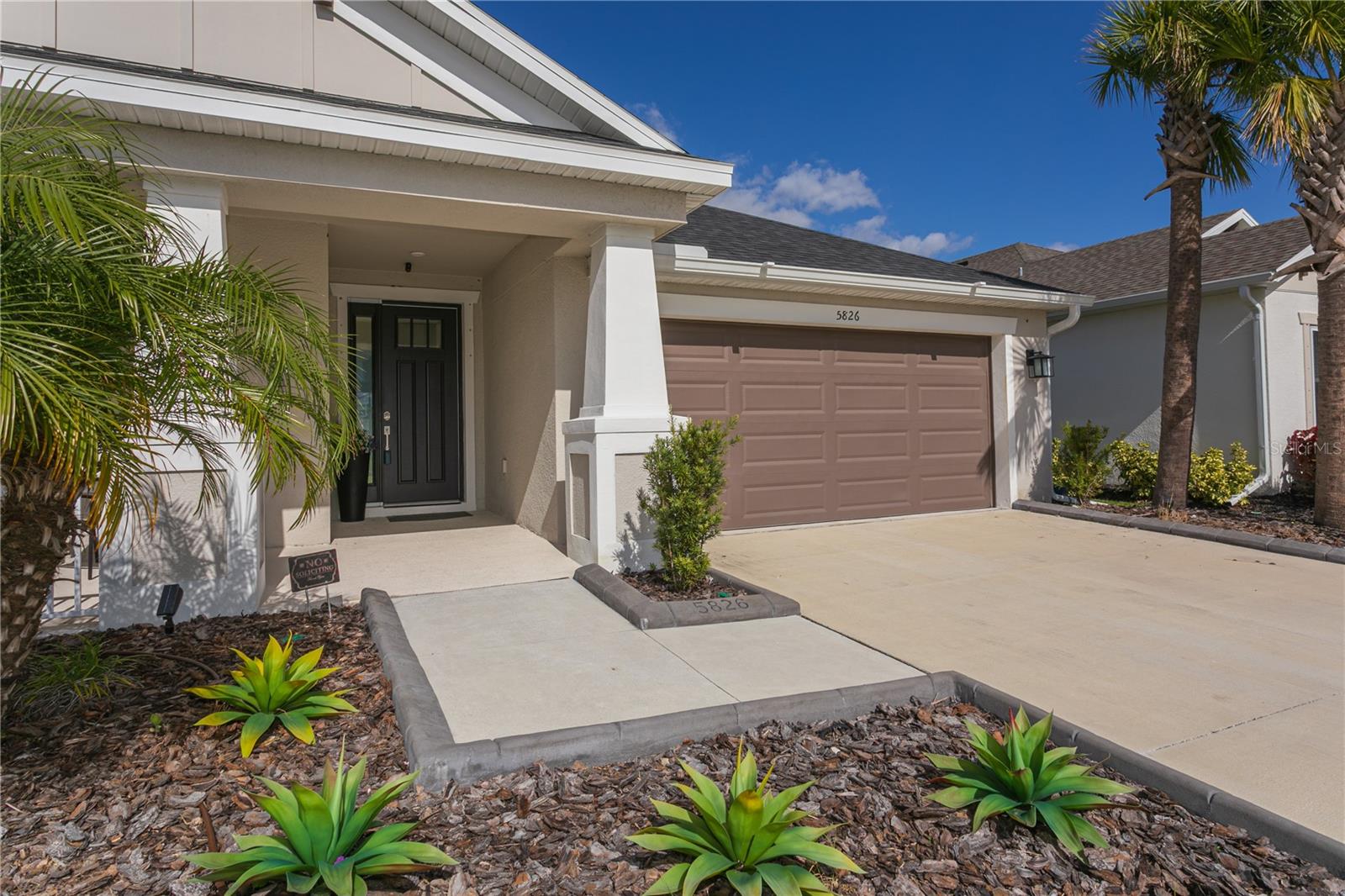 Image 6 of 40 For 5826 Fieldmoor Ct.