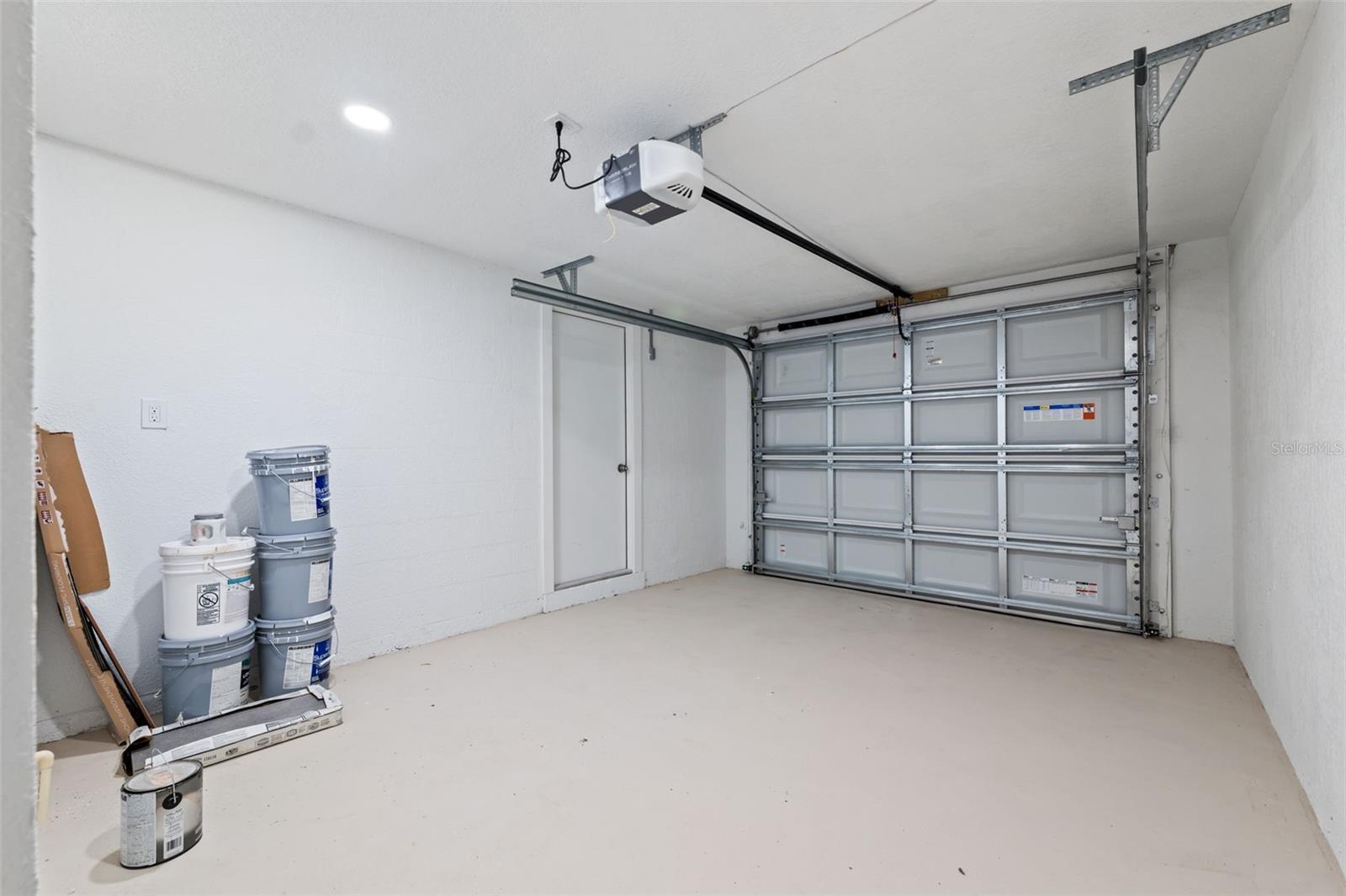 Image 24 of 34 For 8030 Gulf Way