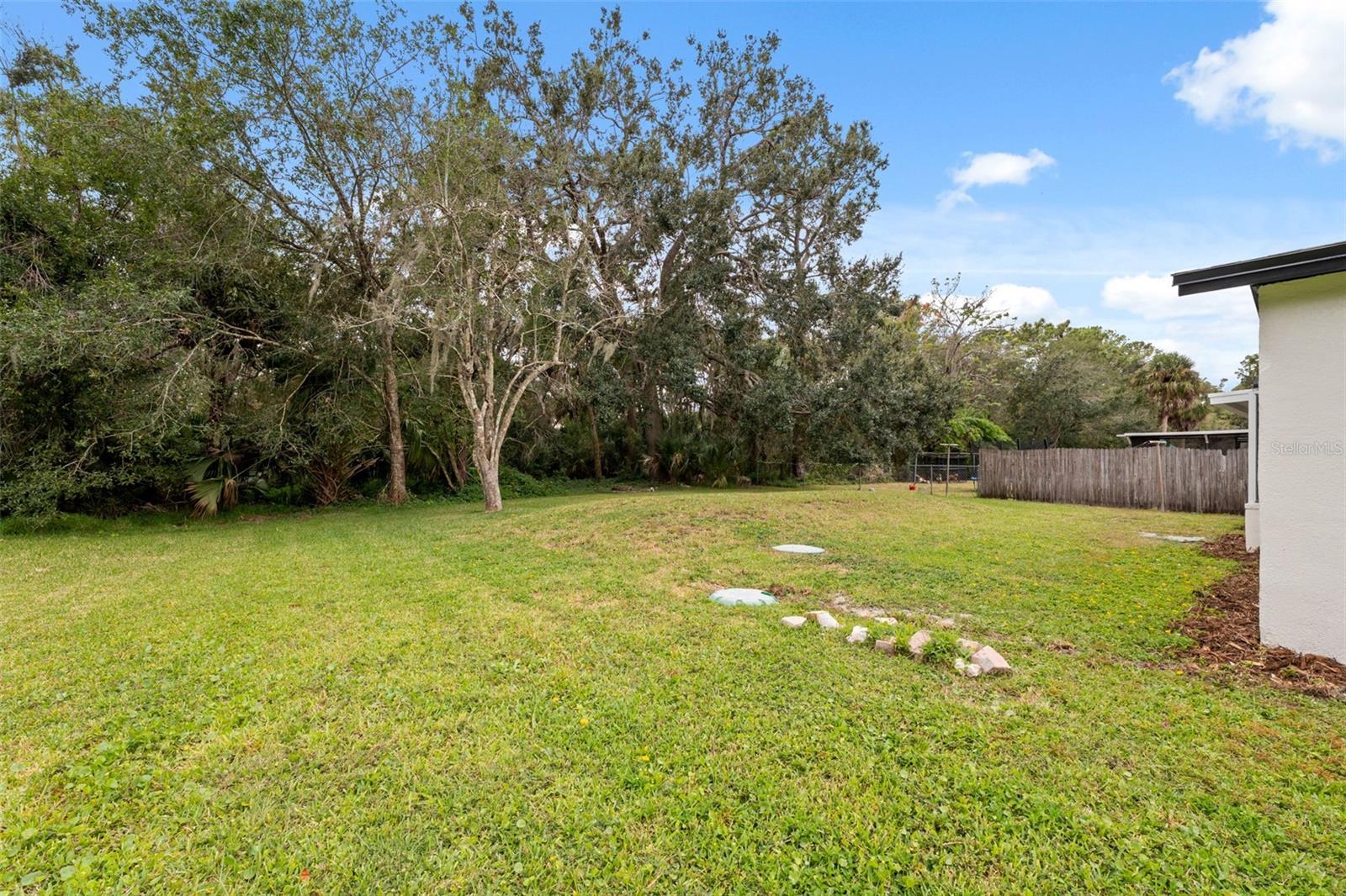 Image 25 of 34 For 8030 Gulf Way