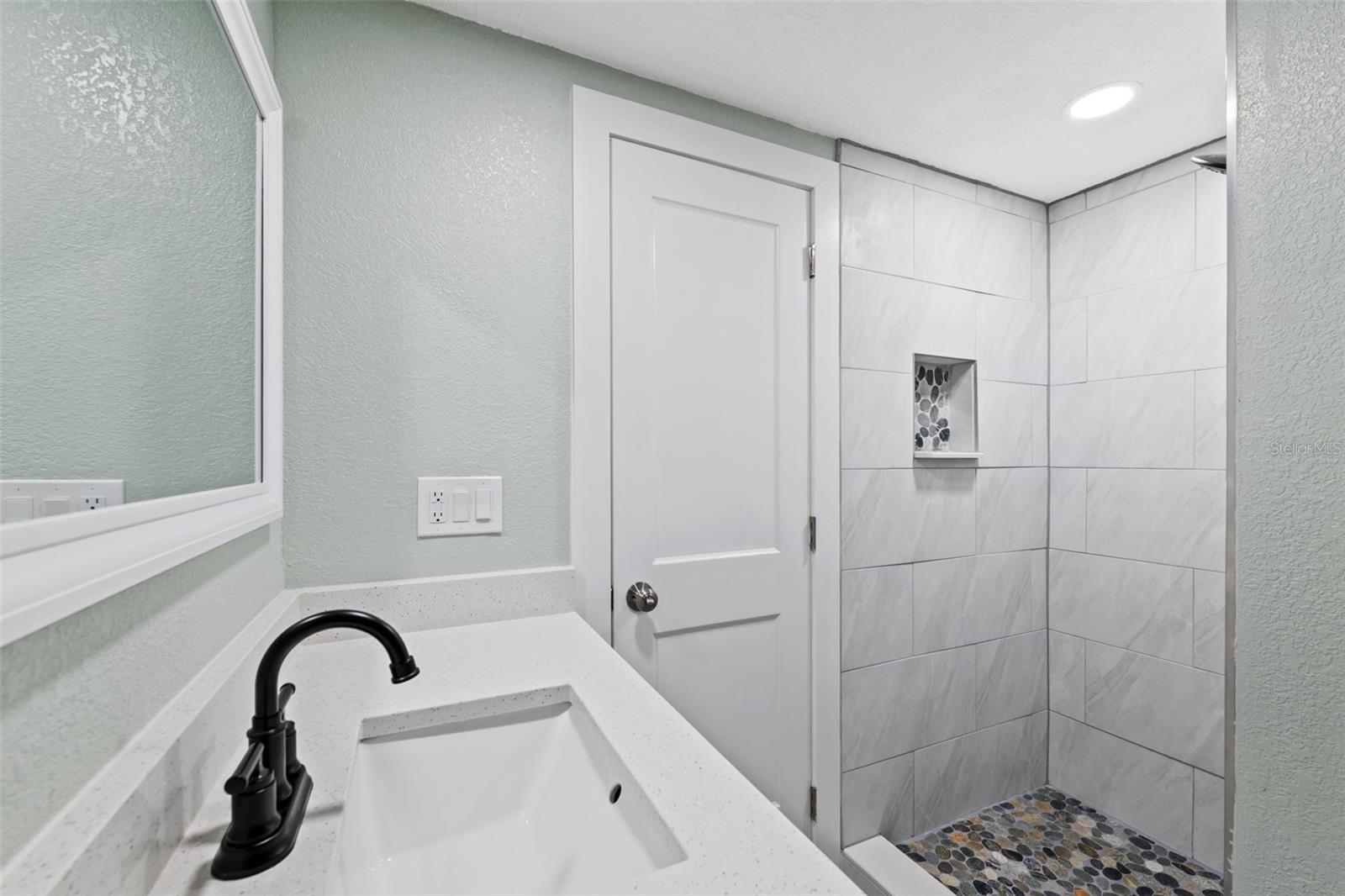 Image 8 of 34 For 8030 Gulf Way