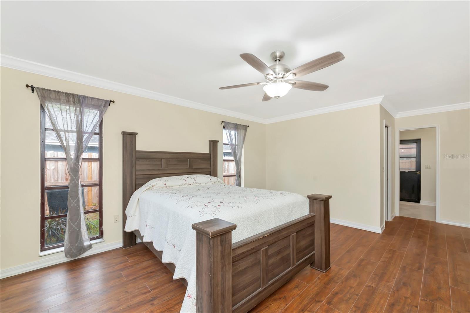 Image 17 of 42 For 4656 Alexander Pope Lane