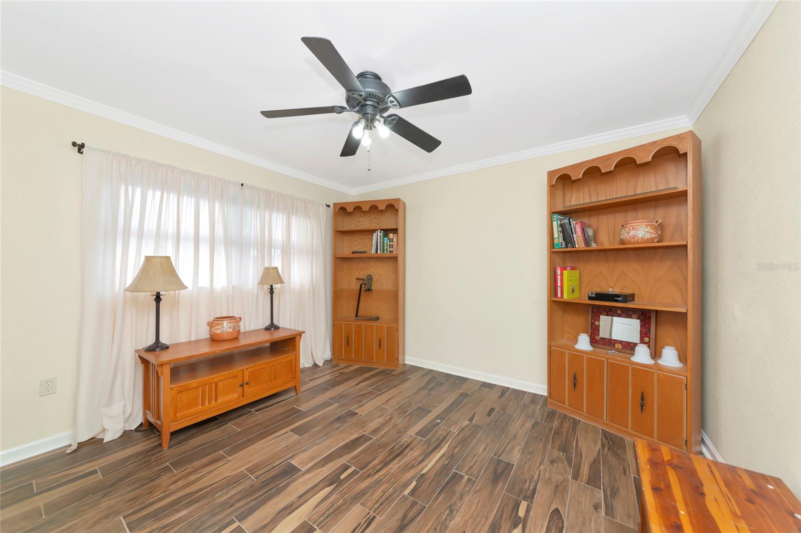 Image 28 of 42 For 4656 Alexander Pope Lane