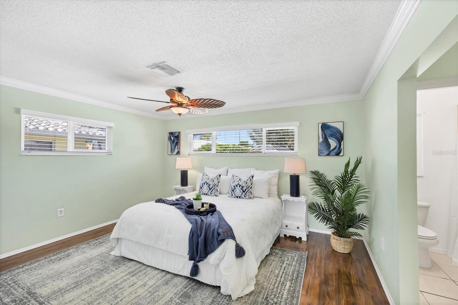 Image 12 of 40 For 205 Giotto Drive