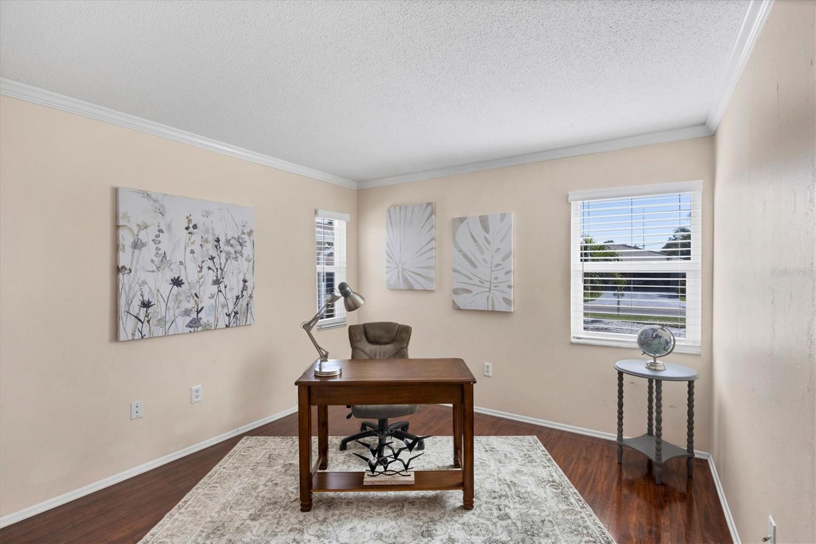 Image 18 of 40 For 205 Giotto Drive