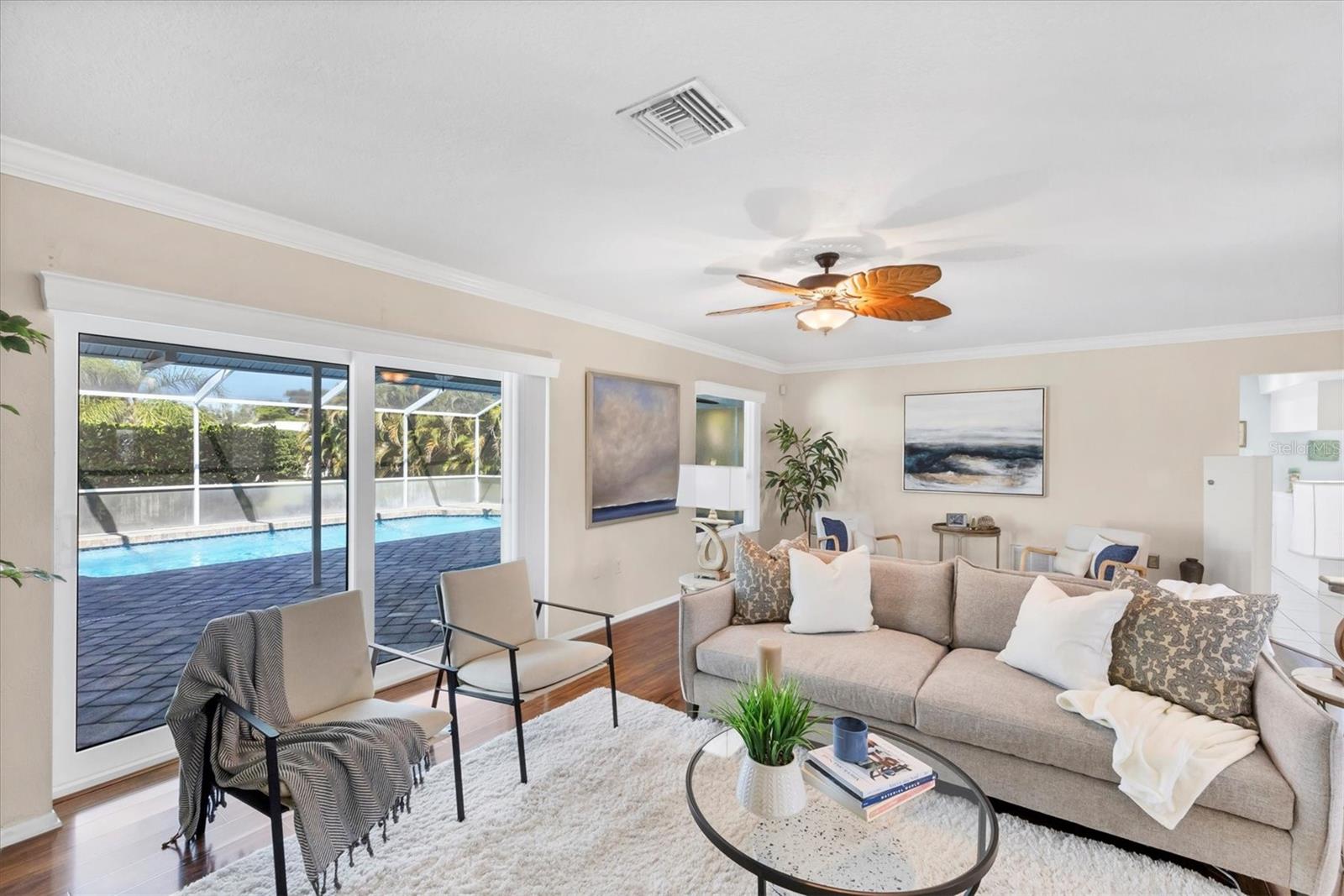 Image 3 of 40 For 205 Giotto Drive