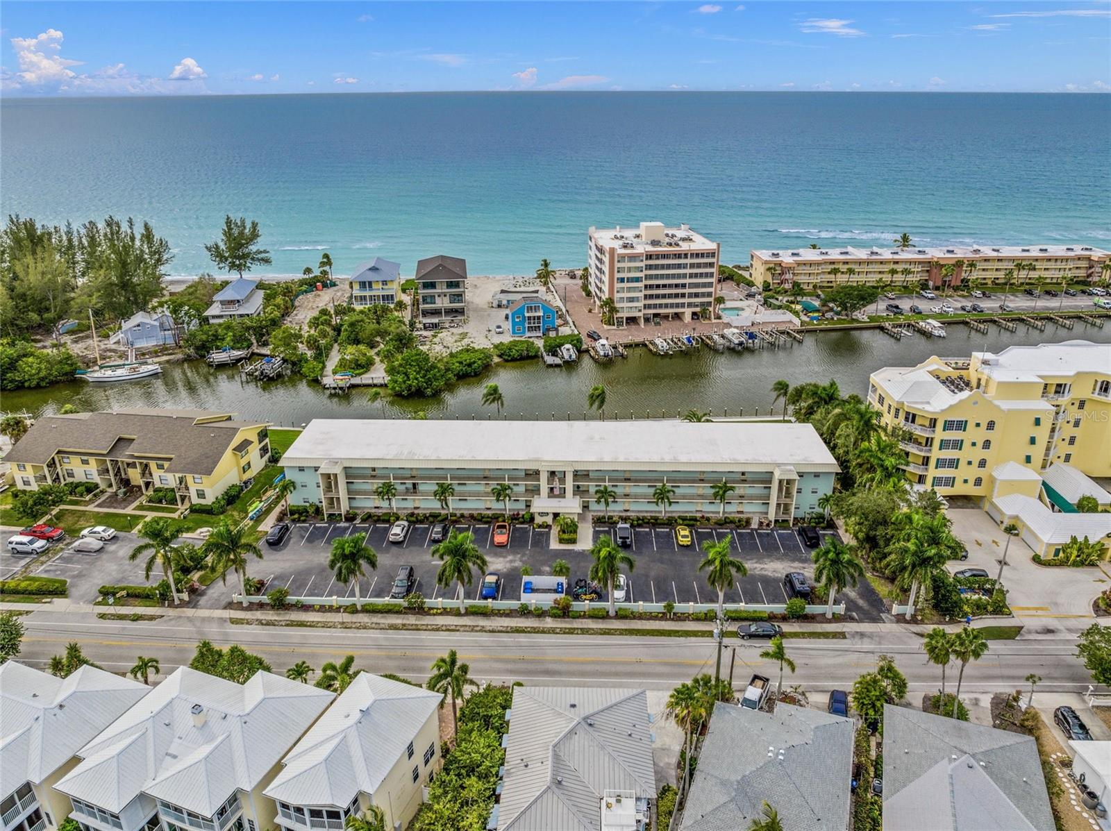 Image 2 of 56 For 9200 Midnight Pass Road 17