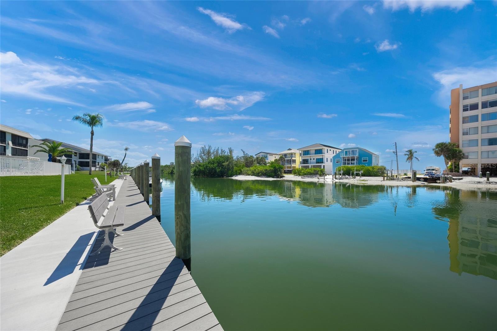 Image 35 of 56 For 9200 Midnight Pass Road 17