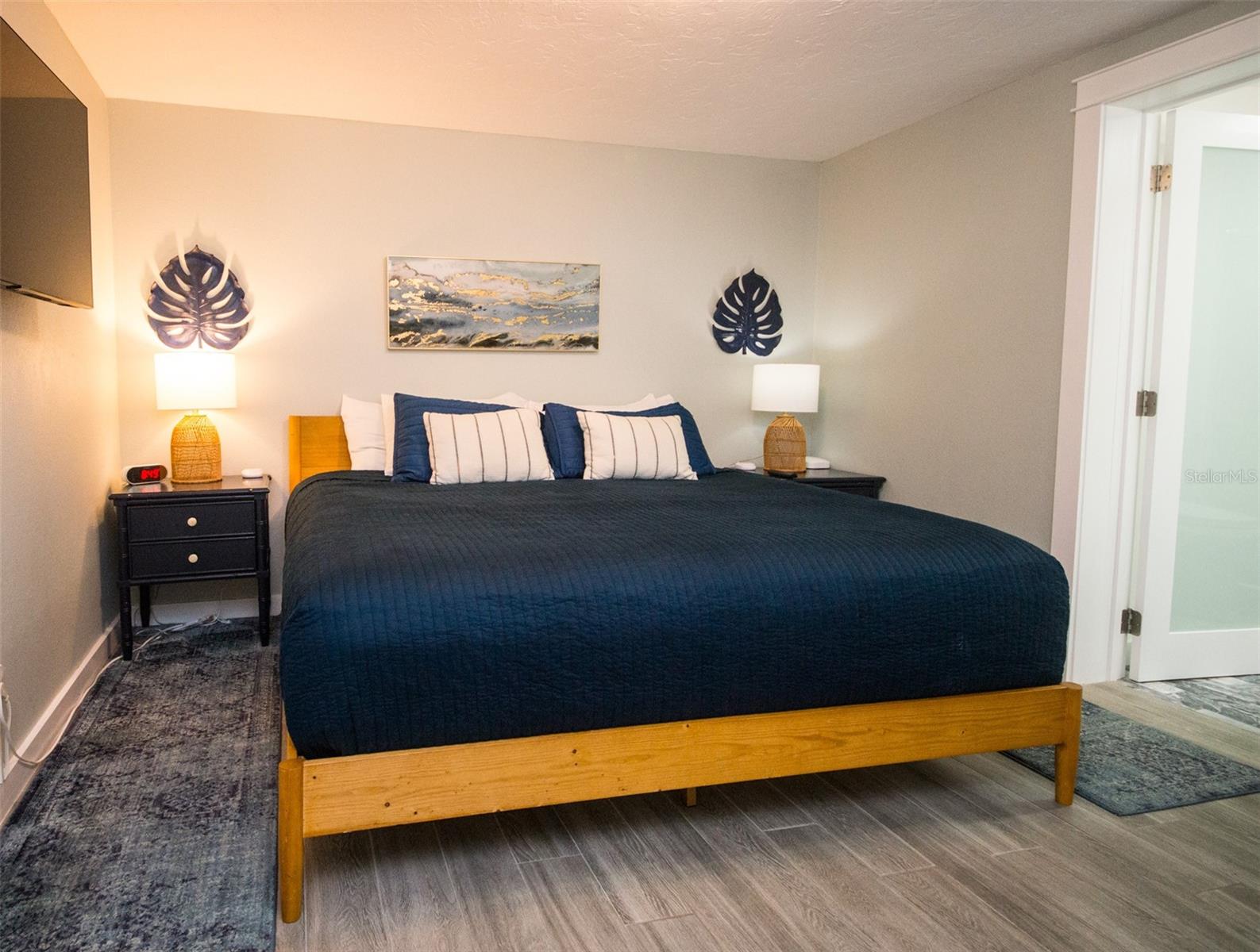 Image 25 of 36 For 1805 Ivanhoe Street