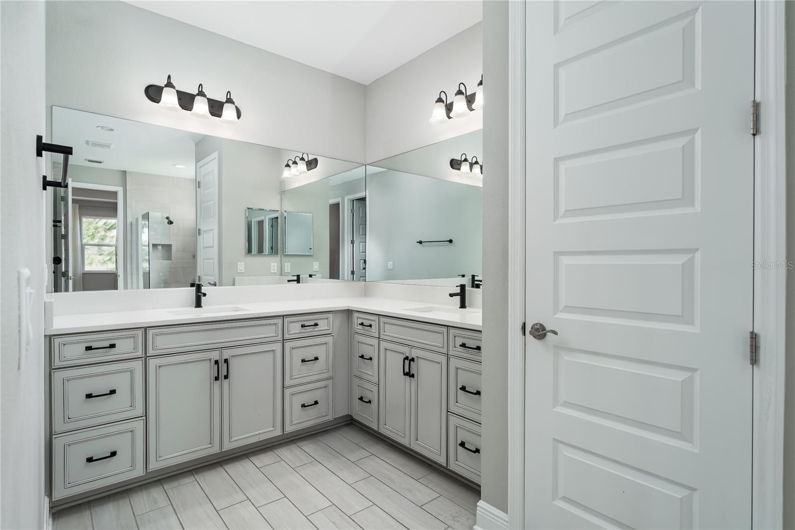 Image 15 of 42 For 3603 Quiet Drive