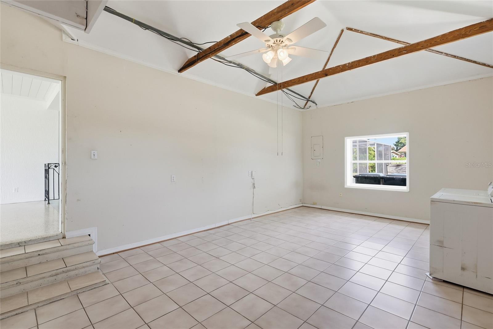 Image 18 of 35 For 6240 Uplands Boulevard