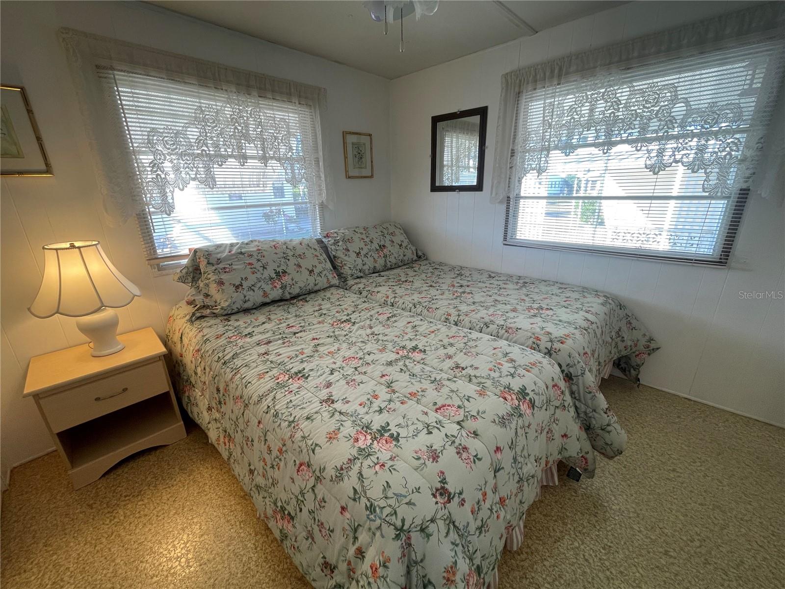 Image 25 of 57 For 504 49th C Avenue Drive E