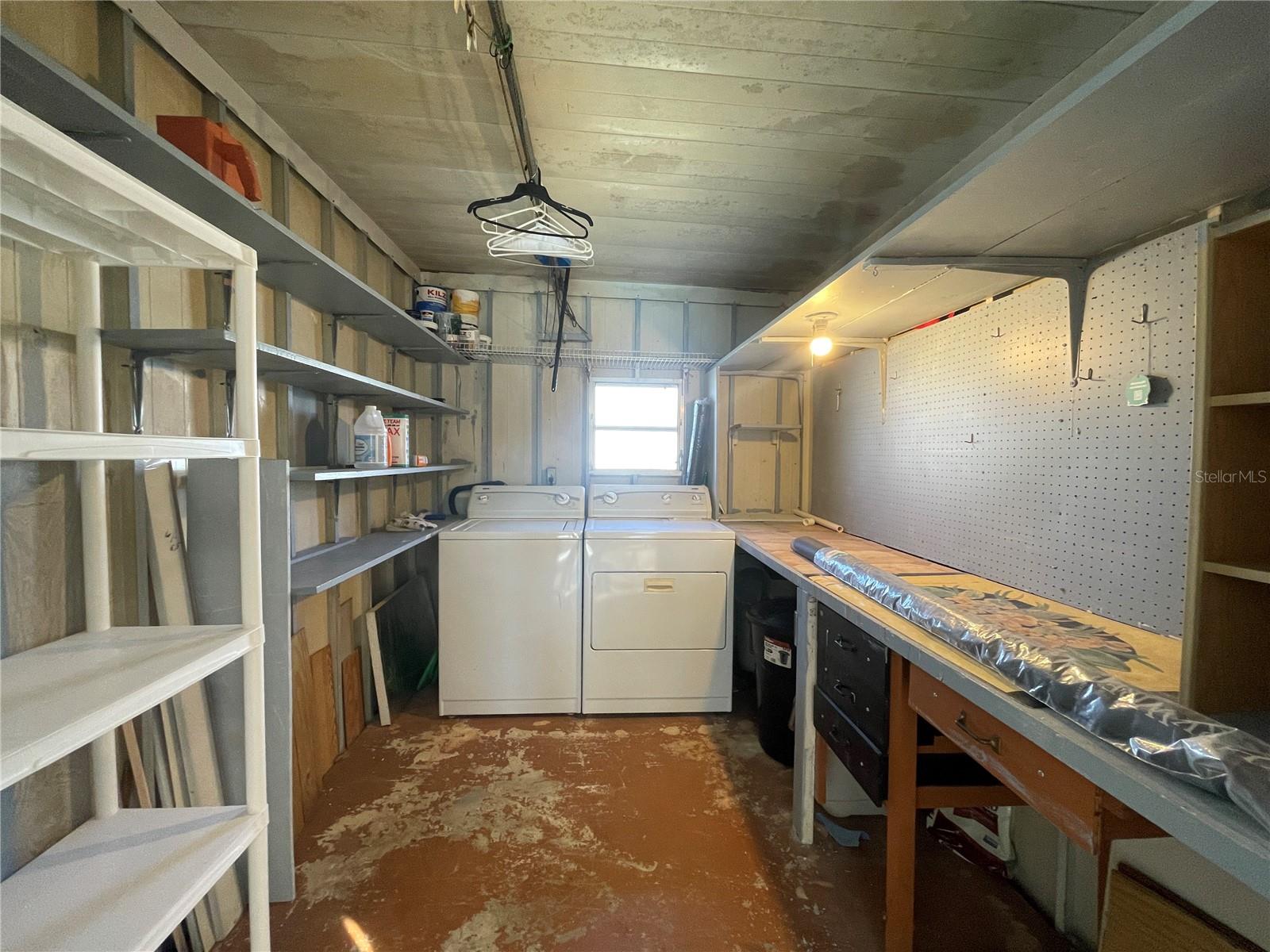 Image 33 of 57 For 504 49th C Avenue Drive E