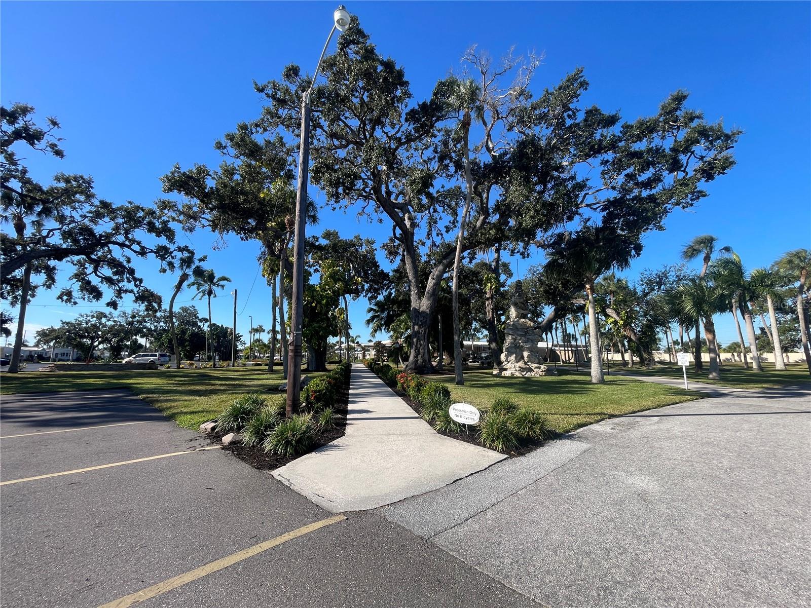 Image 45 of 57 For 504 49th C Avenue Drive E