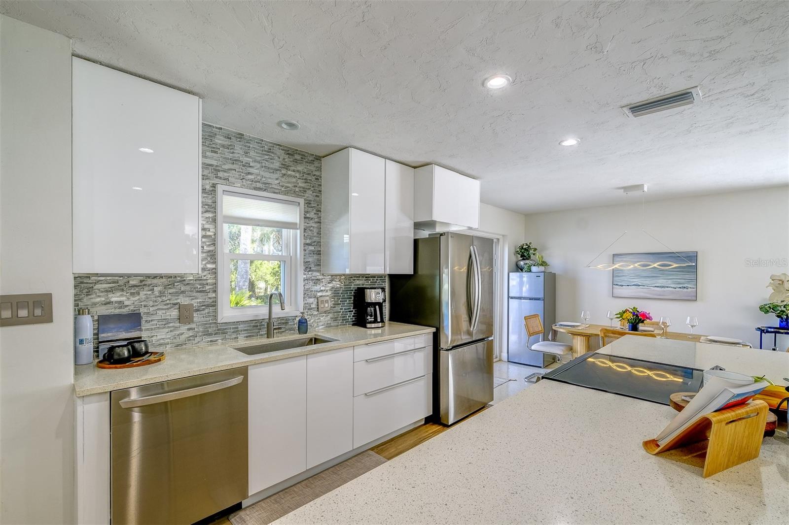 Image 3 of 31 For 1140 Moonmist Court M5