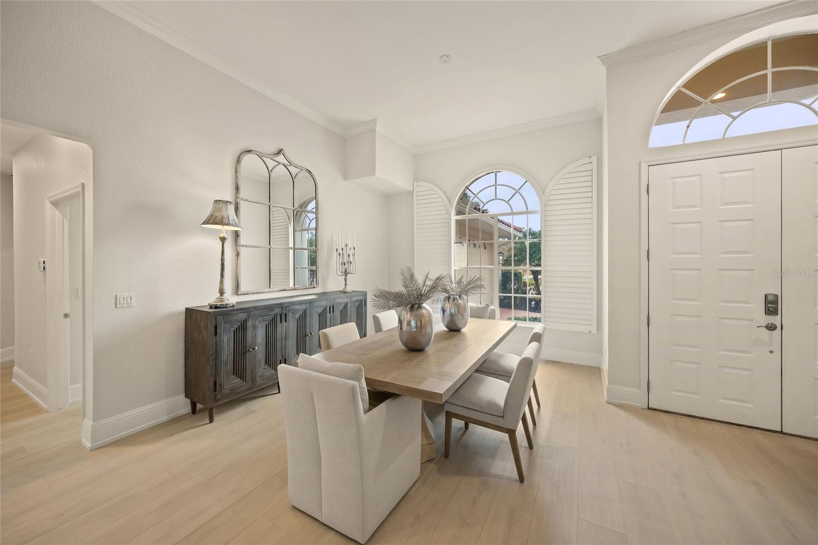 Image 11 of 74 For 6660 Saint James Crossing