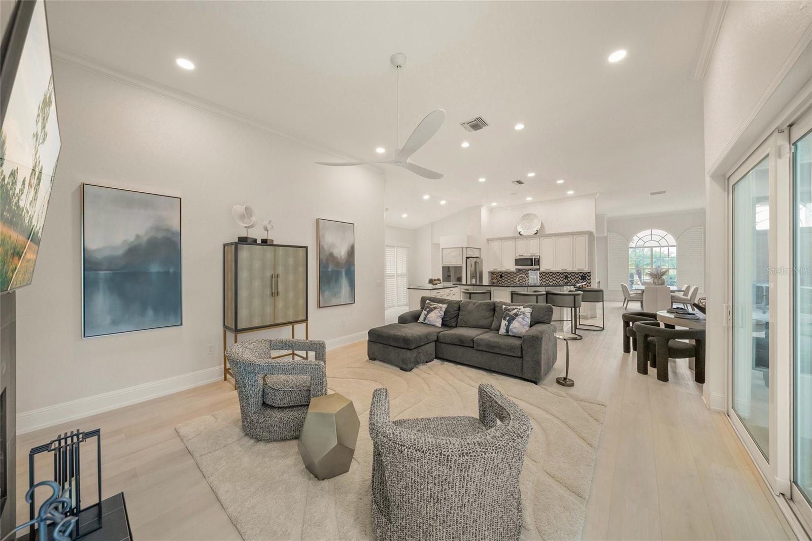 Image 23 of 74 For 6660 Saint James Crossing