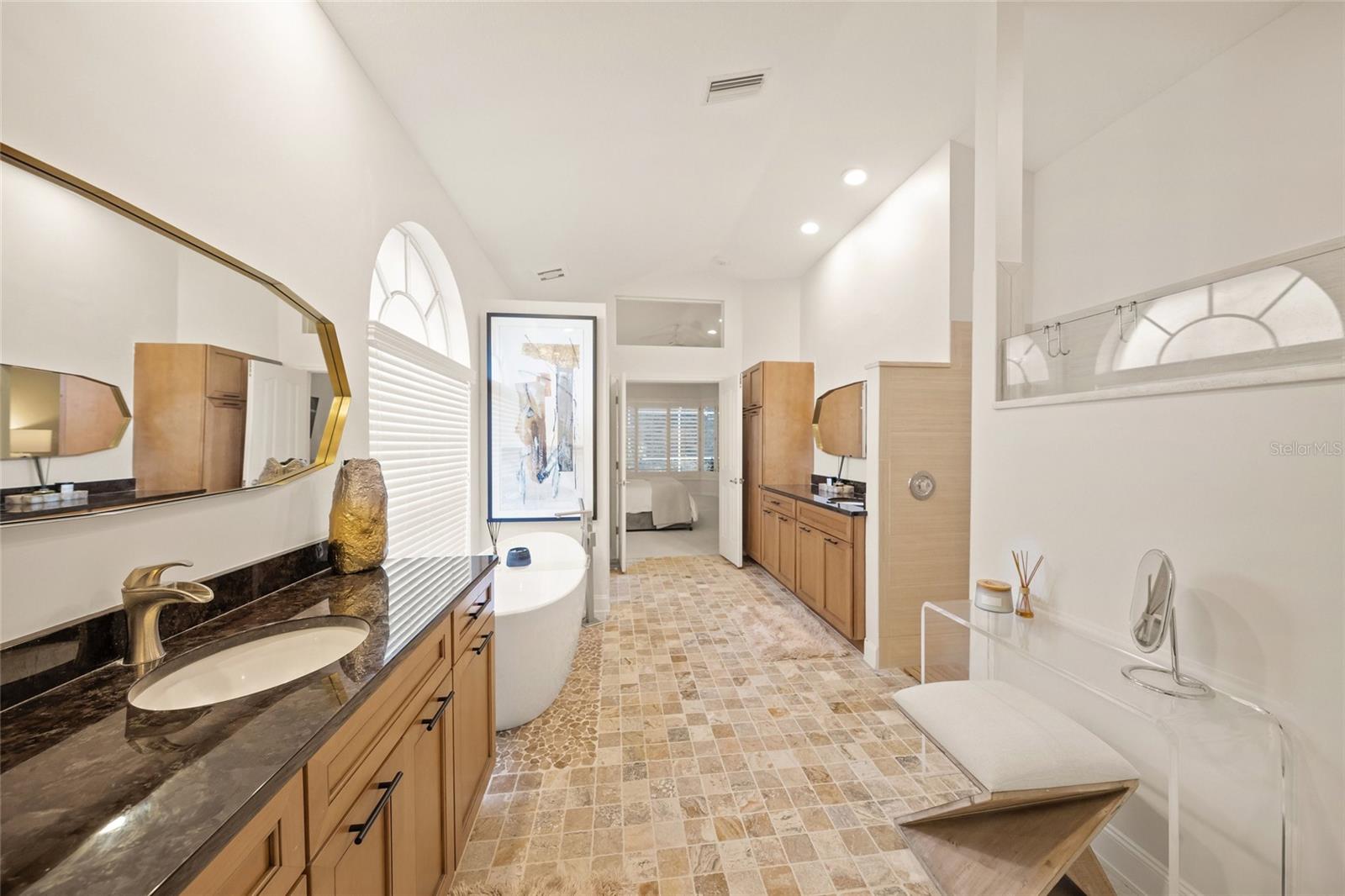 Image 28 of 74 For 6660 Saint James Crossing