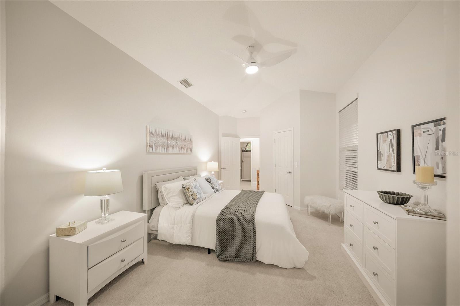 Image 31 of 74 For 6660 Saint James Crossing