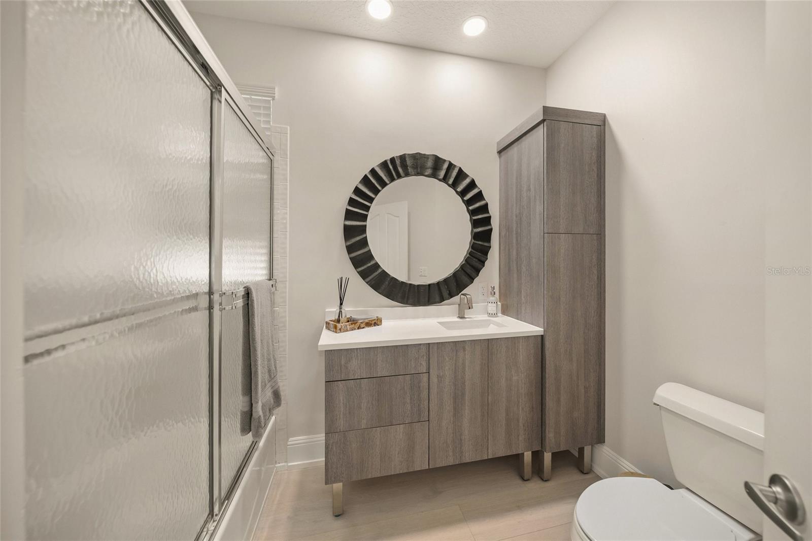 Image 35 of 74 For 6660 Saint James Crossing