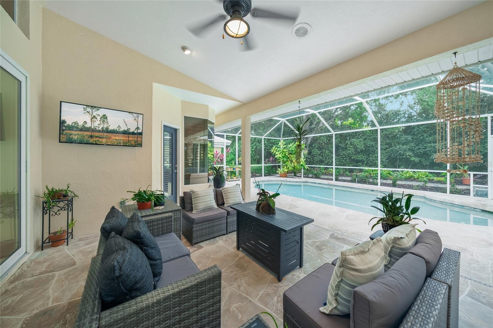 Image 39 of 74 For 6660 Saint James Crossing