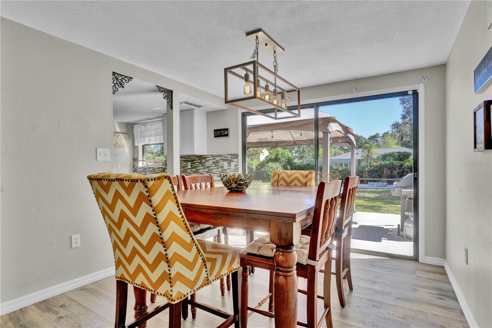 Image 13 of 40 For 4021 Olive Avenue