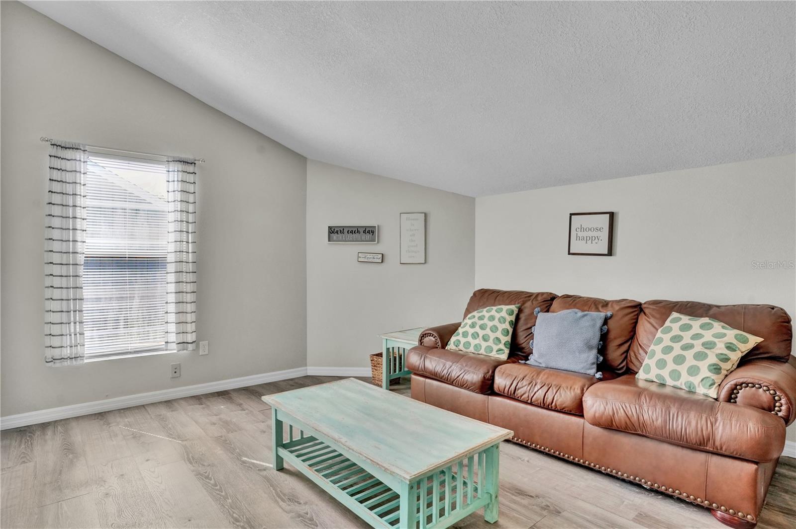 Image 19 of 40 For 4021 Olive Avenue