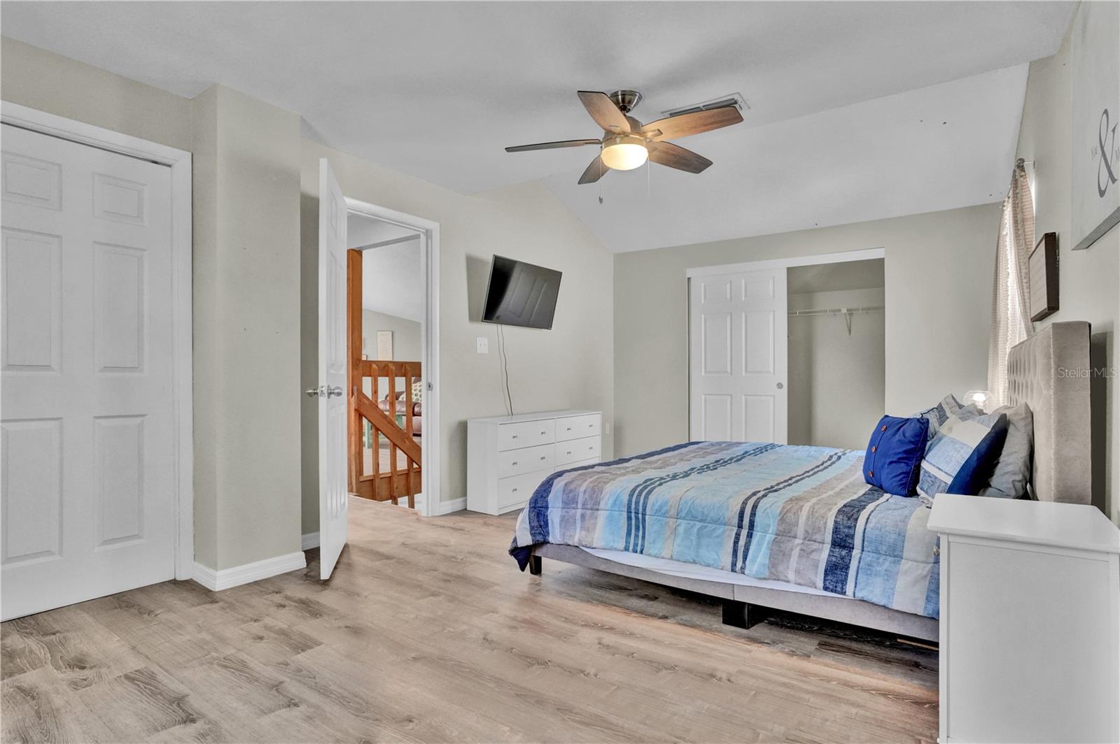 Image 22 of 40 For 4021 Olive Avenue