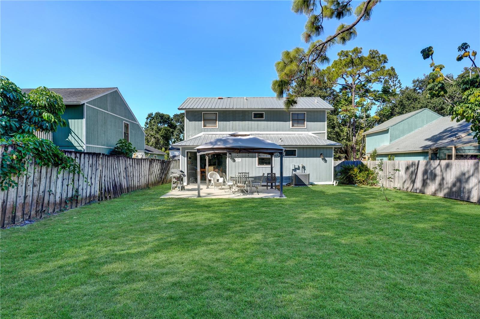 Image 32 of 40 For 4021 Olive Avenue