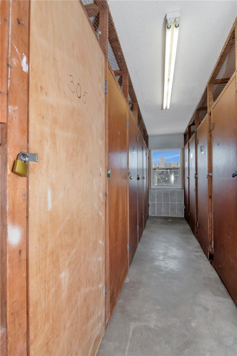 Image 30 of 78 For 4390 Exeter Drive 305