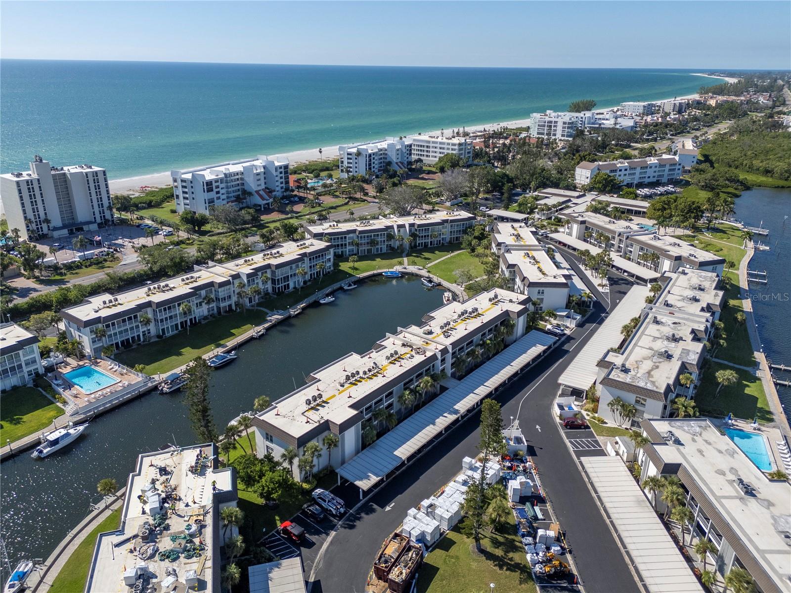 Image 41 of 78 For 4390 Exeter Drive 305