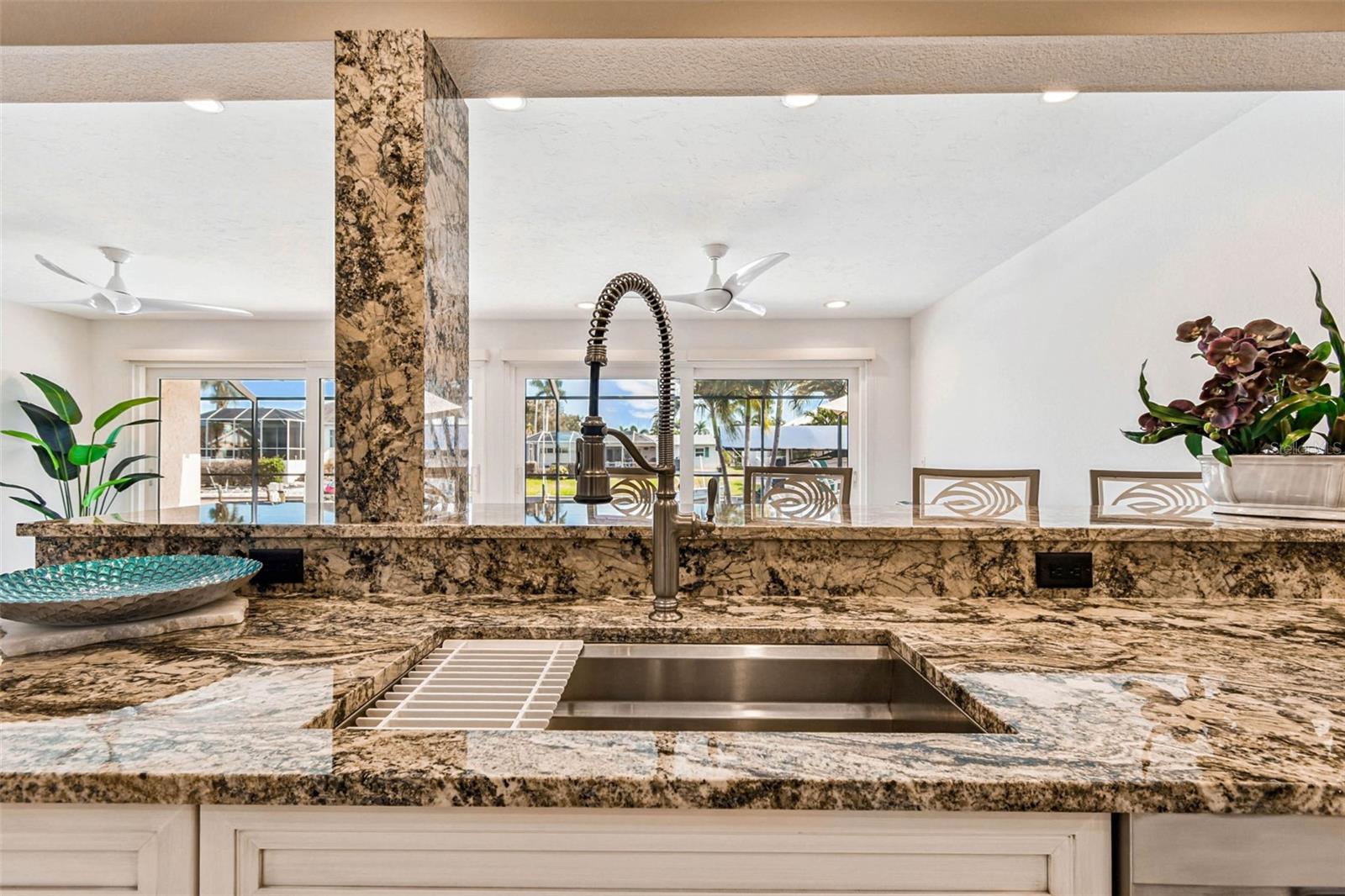 Image 23 of 94 For 4911 Bimini Drive