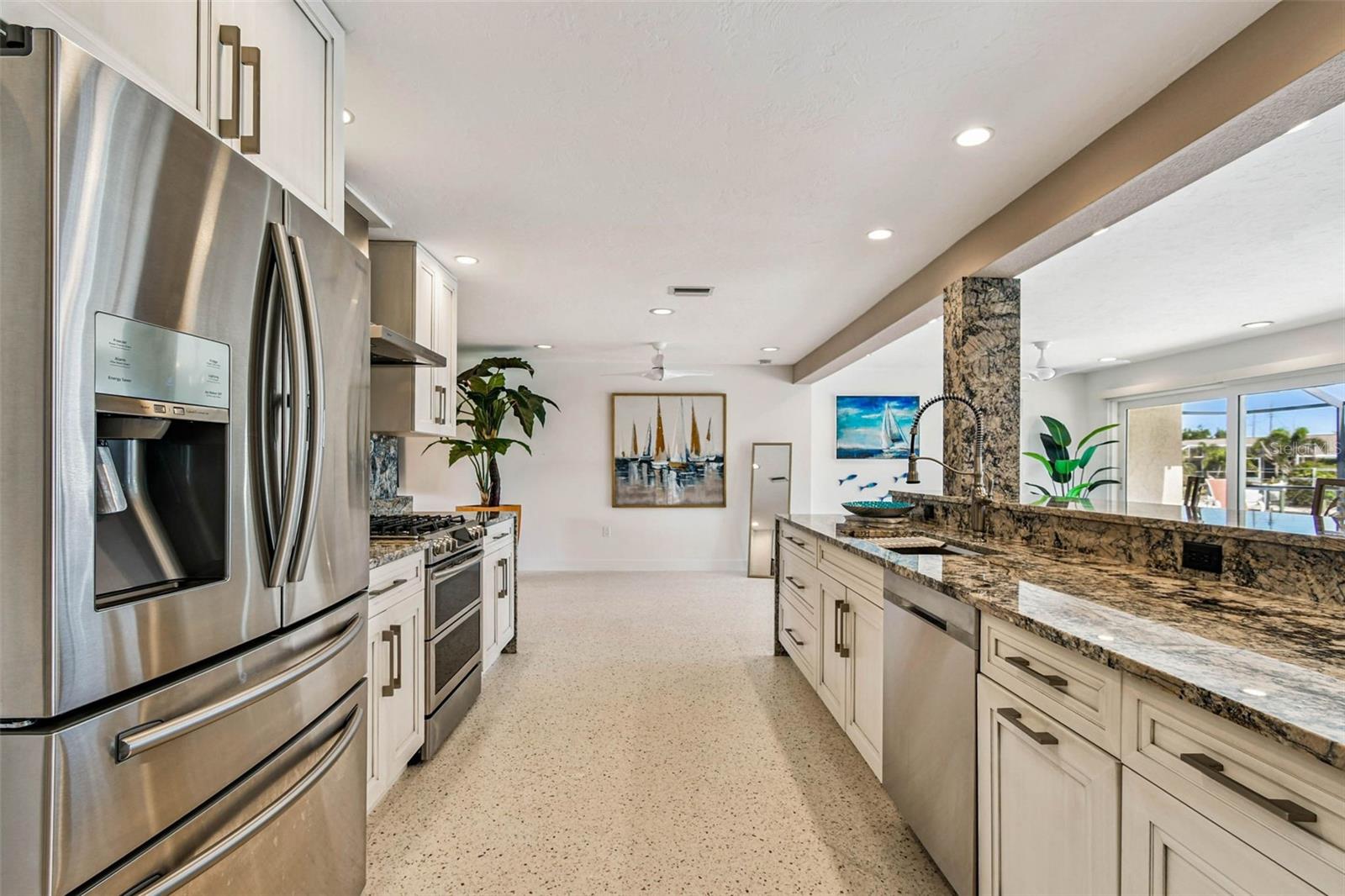 Image 27 of 94 For 4911 Bimini Drive